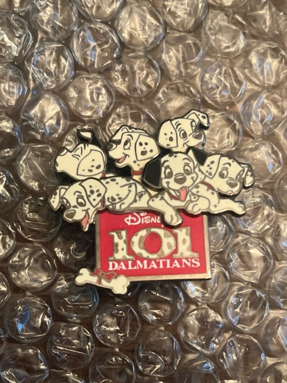 2004 Disney Official Pin Trading 101 Dalmatian Puppies - Picture 3 of 3